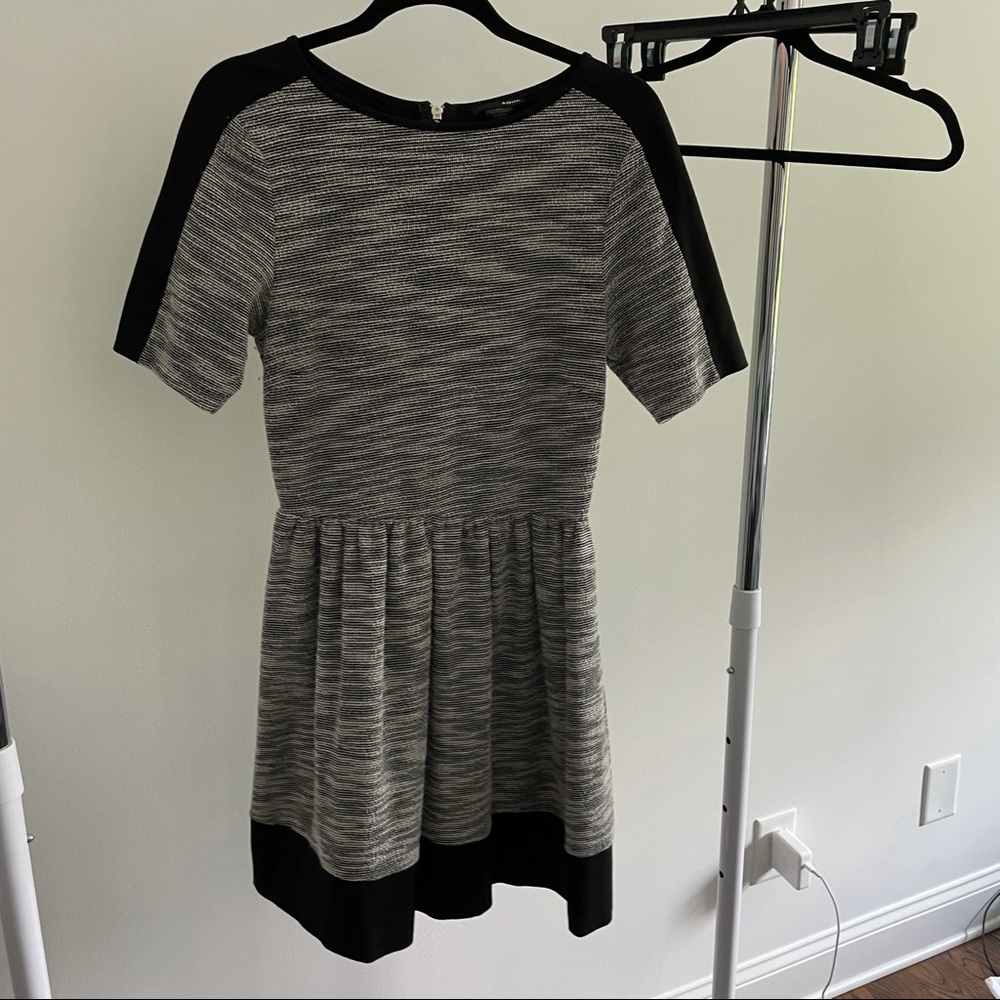 Aqua Black and White Short Sleeve Dress